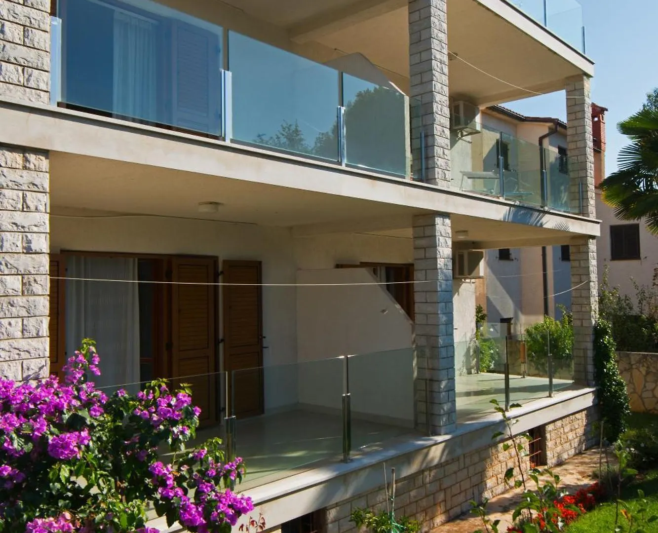 Apartments Mira 1 Premantura 0*,  Croatia